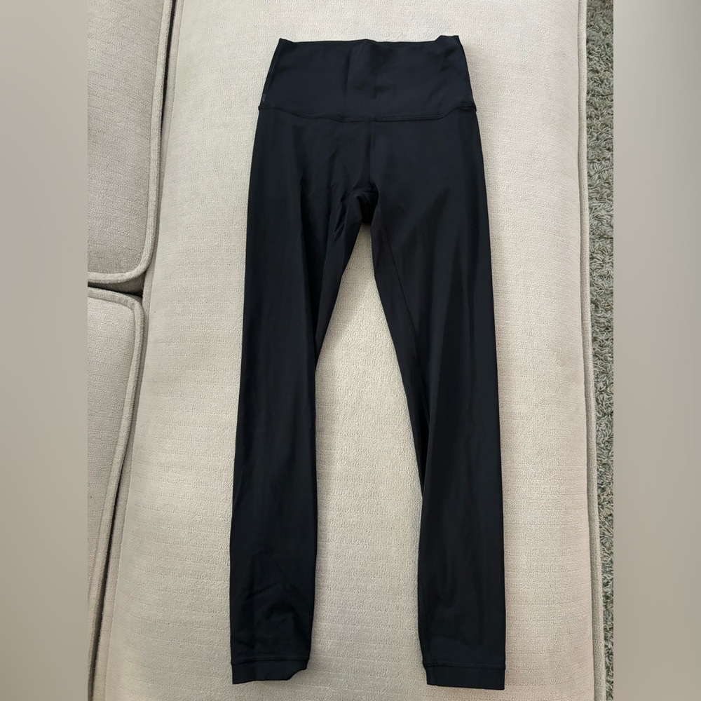 Black Lululemon leggings